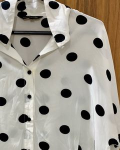 Women&#39;s Polka Dot Shirt