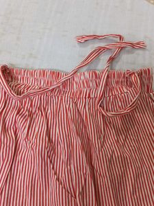 Striped Cottagecore Clutto