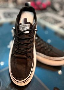 Sneakers Uk 9 Brand New