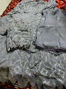 Embroidered lehenga set with beaded odni