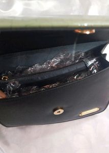 Sling Bag With Chain