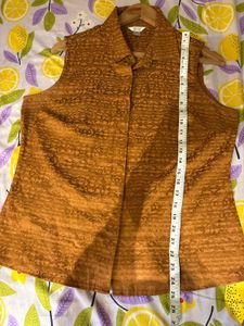 Beautiful Sleeveless Button-Up Shirt