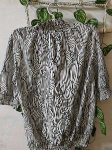 Turtle Neck Printed Top