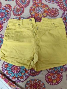 Trendy Yellow Denim Shorts