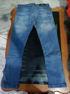 Men&#39;s Blue Jeans