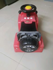 Kids&#39; Red Ride-On Toy Car