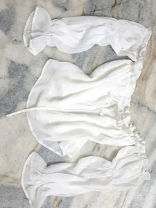 🐩Chic White Off-Shoulder Top