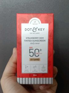 DOT&KEY STRAWBERRY DEW TINTED SUNSCREEN