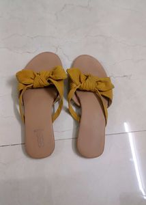 Cute Yellow Bow Flats
