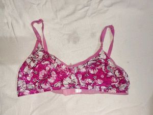 🩷🌟Floral Print Bra🌟