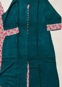 Combo Kurti Set Floral &amp; Solid Green Top