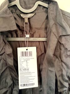 BRAND NEW Stylish Black Casual Shirt