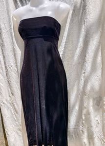 12.30.4 SEXY VELVET BODYCON