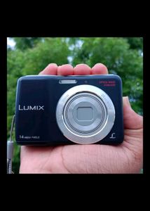 Panasonic Lumix DMC-LS5 (Matt Black) Digicam 🖤