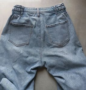 Mom Fit Denim Jeans