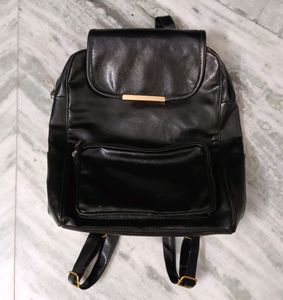 Stylish bagpack For Women
