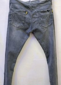 BEST FADED JEANS