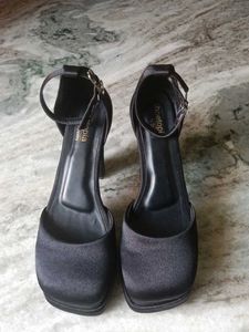 Shoetopia Heels