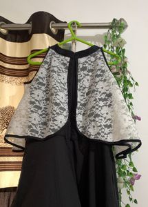 Beautiful Black Nd White Net Dres🖤🤍