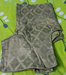 Net Saree With Blouses