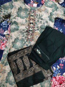 Elegant Floral Print Kurta Set