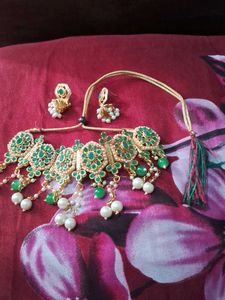 Green &amp; Gold Jewelry Set