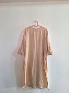 Beautiful Cream Kurta With Sleeve Design