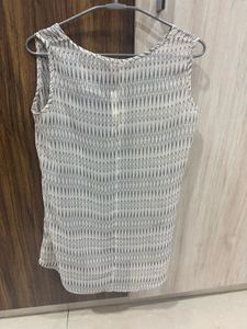 Patterned Sleeveless Top for women