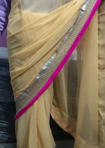 Saree🎀for Saree Lovers😎fall Attached