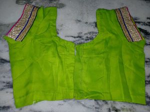 Parrot Green Festive Saree With Blouse