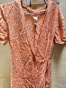 H&amp;m Orange Floral Rape On Tie Dress