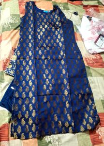 Blue &amp; Gold Embroidered Kurti Set