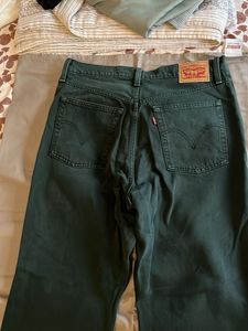 Dark Green Levi&#39;s Jeans