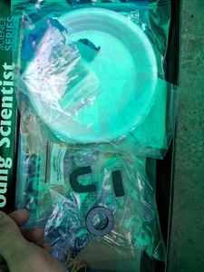 The Young Scientist Set