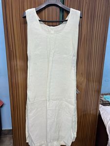 Embroidered Sleeveless Kurti