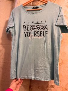 2 T-shirts Combo ✨