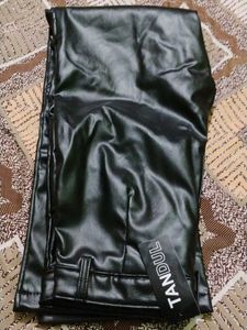 Regular Fit Women Black Trousers