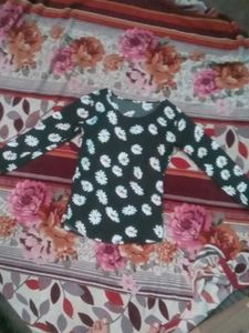 Girls Black T-Shirt