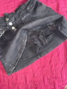Skort