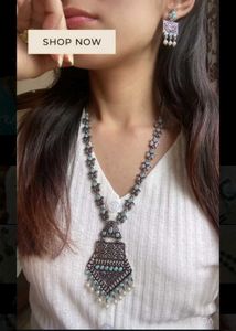 Necklace earrings Set