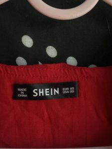 Red Rugffles Top