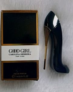 Carolina Herrera Miniature ♥️💕