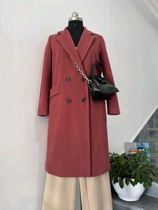 Woman&#39;s overcoat.