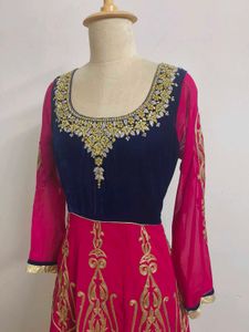 Pink &amp; Navy Embellished Kurti
