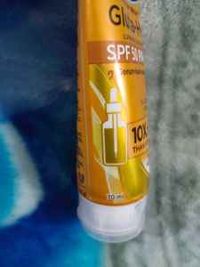 Vaseline Gluta-Hya SPF 50