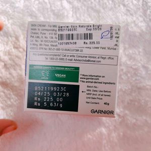 Garnier Skin Naturals, Night Cream, Anti-Dark Spot