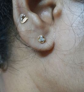 Beautiful New Shaining Stone Studs