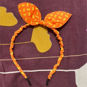 Hair Band With Knot