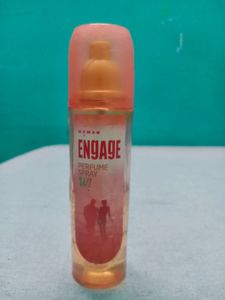 Layer&#39;r Wottagirl Body Mists