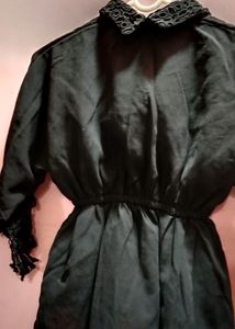 Black Korean Top